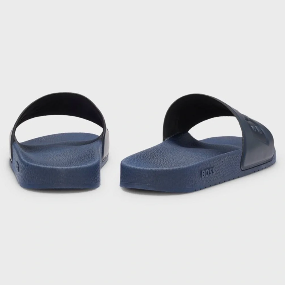 BOSS ITALIAN-MADE SLIDES WITH LARGE LOGO DETAIL